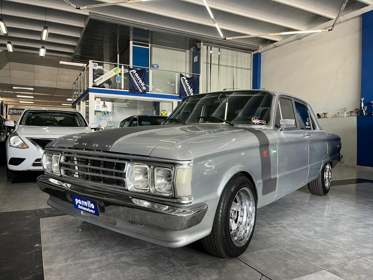 FORD FALCON