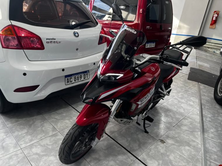 BENELLI TRK 251