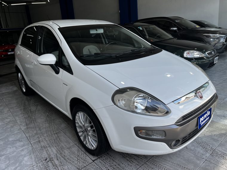 Fiat Punto Essence Aut 2013
