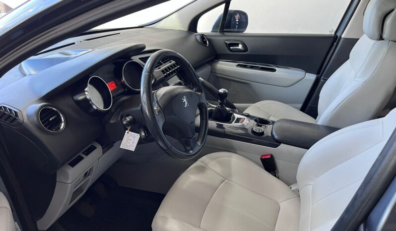 3008 Premium Plus 2012 lleno