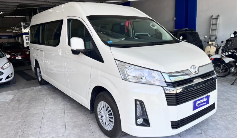 Toyota Hiace Commuter Aut 2025 13+1 lleno