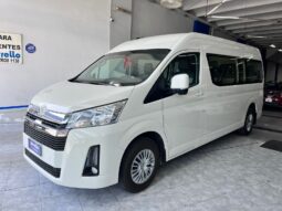 Toyota Hiace Commuter Aut 2025 13+1 lleno