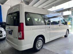 Toyota Hiace Commuter Aut 2025 13+1 lleno