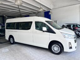 Toyota Hiace Commuter Aut 2025 13+1 lleno