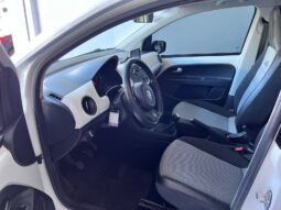 Volkswagen Up White 2015 lleno