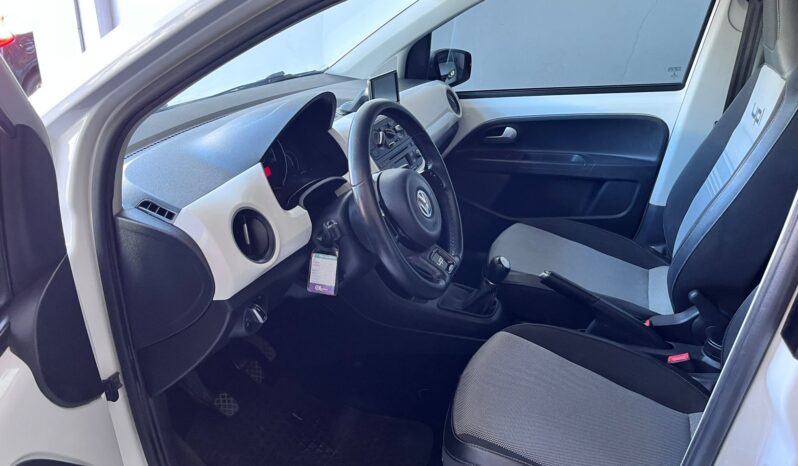 Volkswagen Up White 2015 lleno