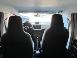 Volkswagen Up White 2015 lleno