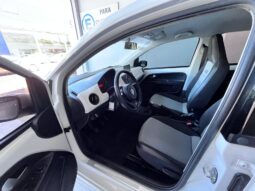 Volkswagen Up White 2015 lleno