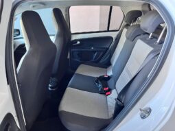 Volkswagen Up White 2015 lleno