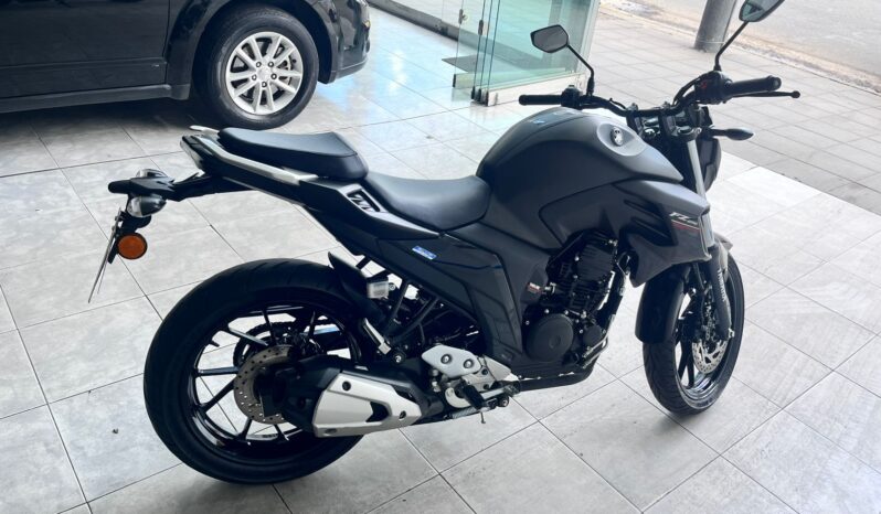 YAMAHA FZ 25 2023 250 CC lleno