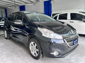 Peugeot 208 Allure Navegador 2014