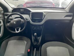 Peugeot 208 Allure Navegador 2014 lleno