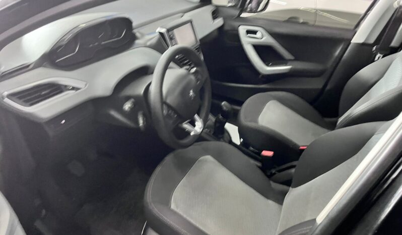 Peugeot 208 Allure Navegador 2014 lleno