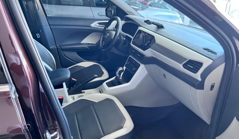 T-CROSS HIGHLINE AT 2019 lleno