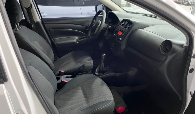 NISSAN VERSA SENSE 2016 lleno