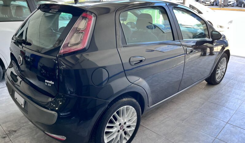 FIAT PUNTO ESSENSE GNC 2013 lleno