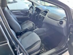 FIAT PUNTO ESSENSE GNC 2013 lleno