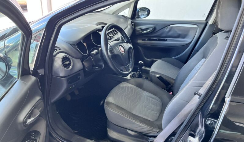 FIAT PUNTO ESSENSE GNC 2013 lleno