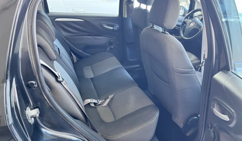 FIAT PUNTO ESSENSE GNC 2013 lleno