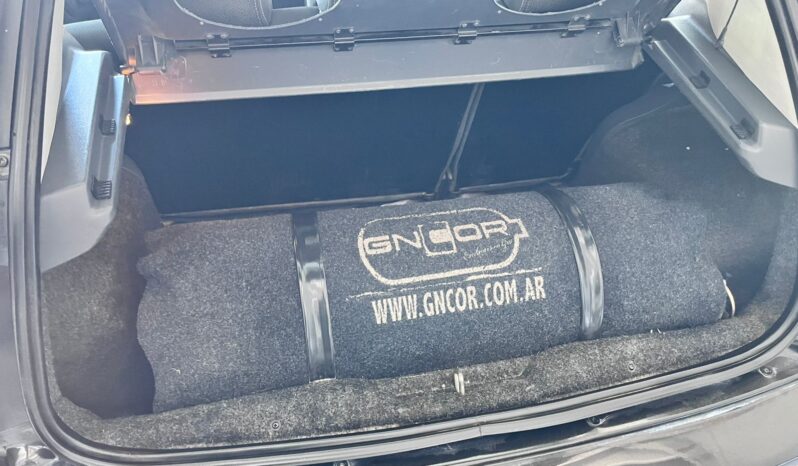 FIAT PUNTO ESSENSE GNC 2013 lleno
