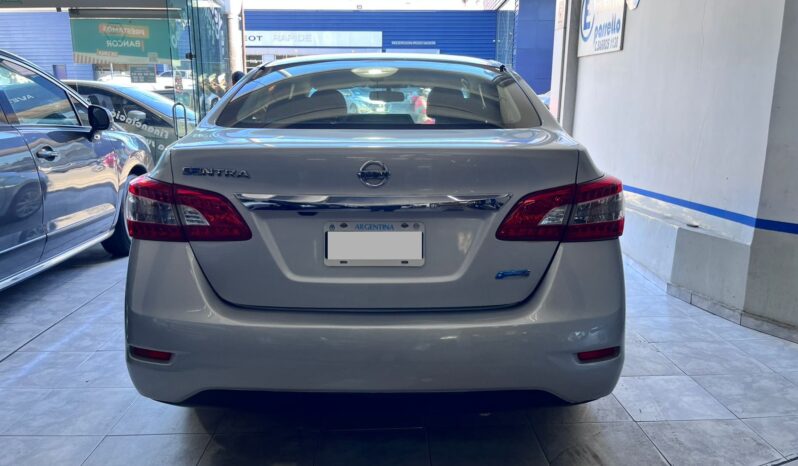 Sentra Advance 2015 lleno