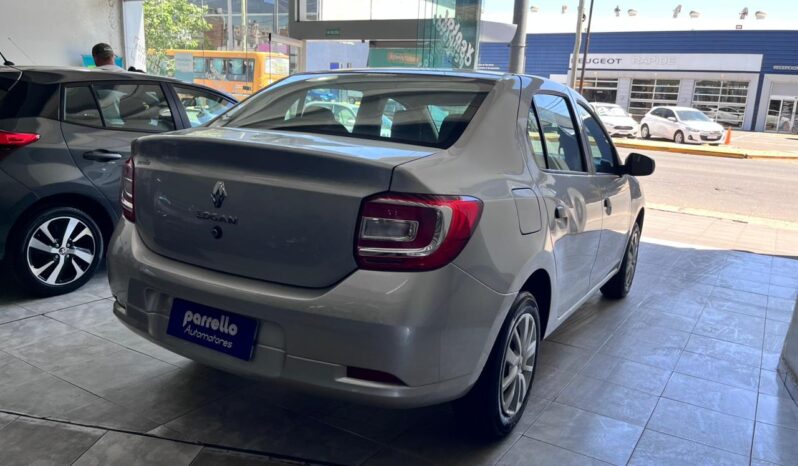 RENAULT LOGAN LIFE 2023 lleno
