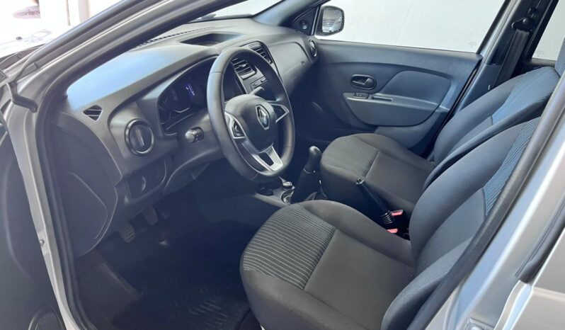 RENAULT LOGAN LIFE 2023 lleno