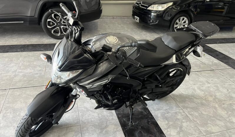 ROUSER 200 NS 2023 lleno