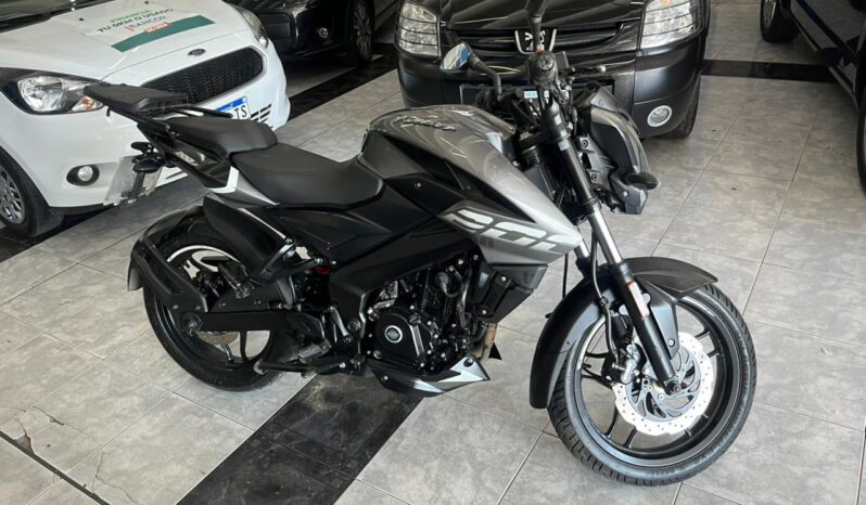 ROUSER 200 NS 2023 lleno