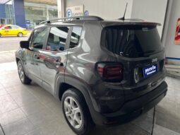 RENEGADE SPORT 1.8 AT 2025 lleno