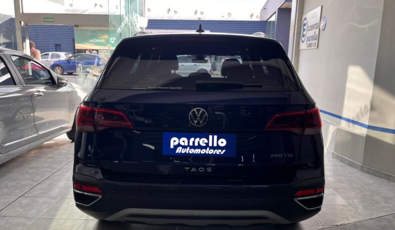 TAOS HIGHLINE 250 TSI AT 2023 lleno