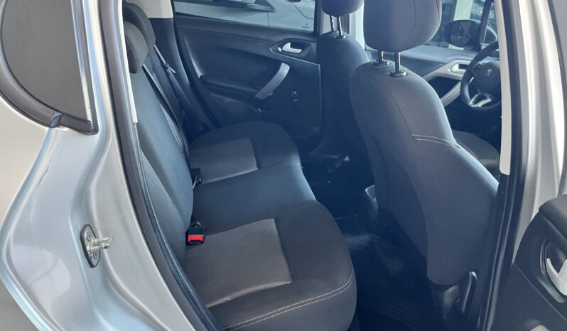 Peugeot 208 Active 1.5 2016 lleno